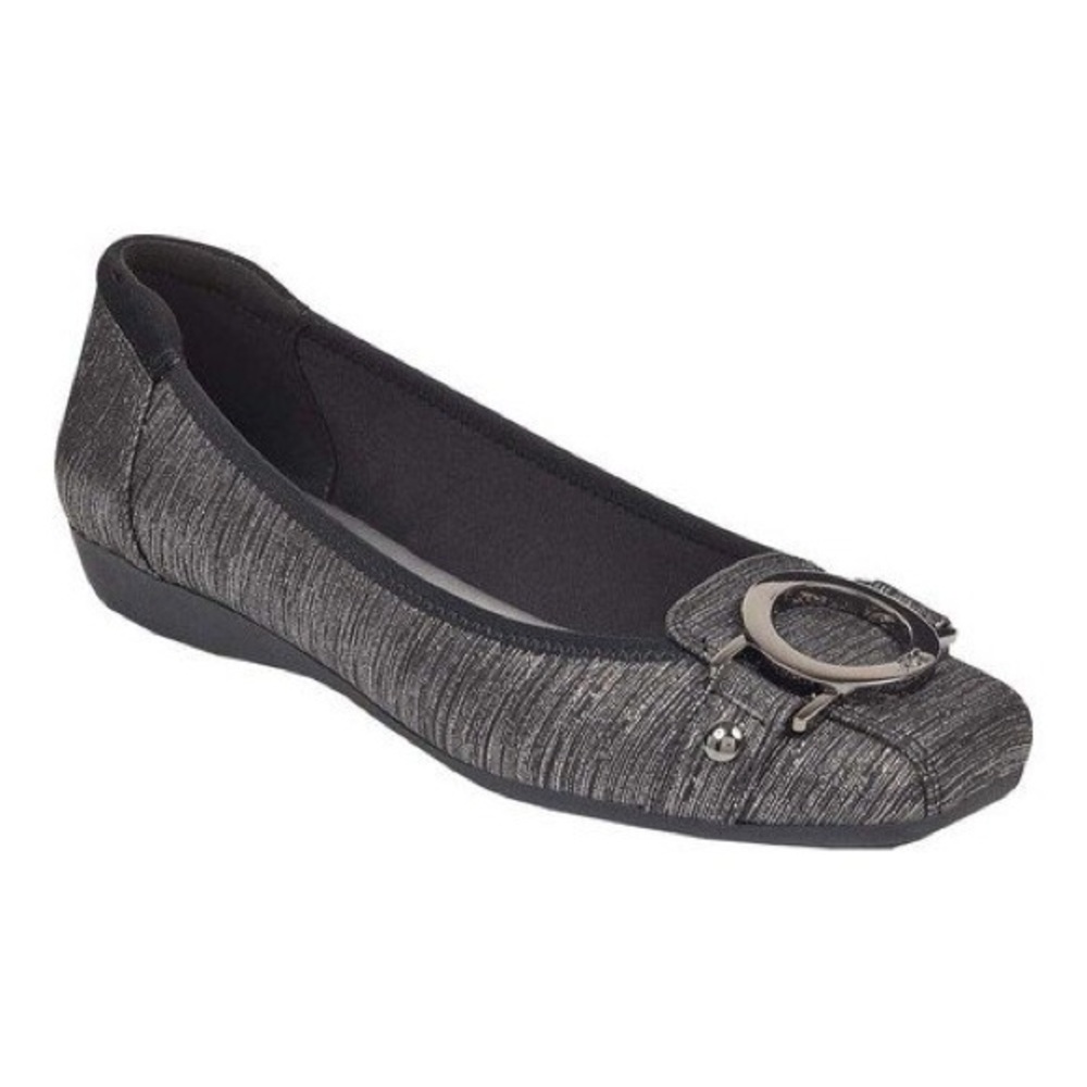 Anne Klein ballet flat “umeko”